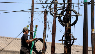 Kisi-kisi Arah Ekspansi Sarana Menara (TOWR) dan Surge (WIFI) 2025