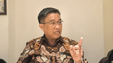 Eks Pejabat OJK Pencetus Bunga Pinjol 0,8% Siap Jadi Saksi Kasus Kartel KPPU